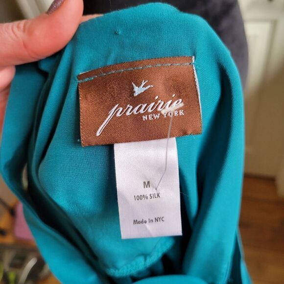 NEW PRAIRIE Anthropologie Silk Embroidered Blouse Top M - Picture 5 of 5